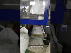 Paku Tutup Plastik Kecil Multi Warna Tahan Korosi Panjang Disesuaikan